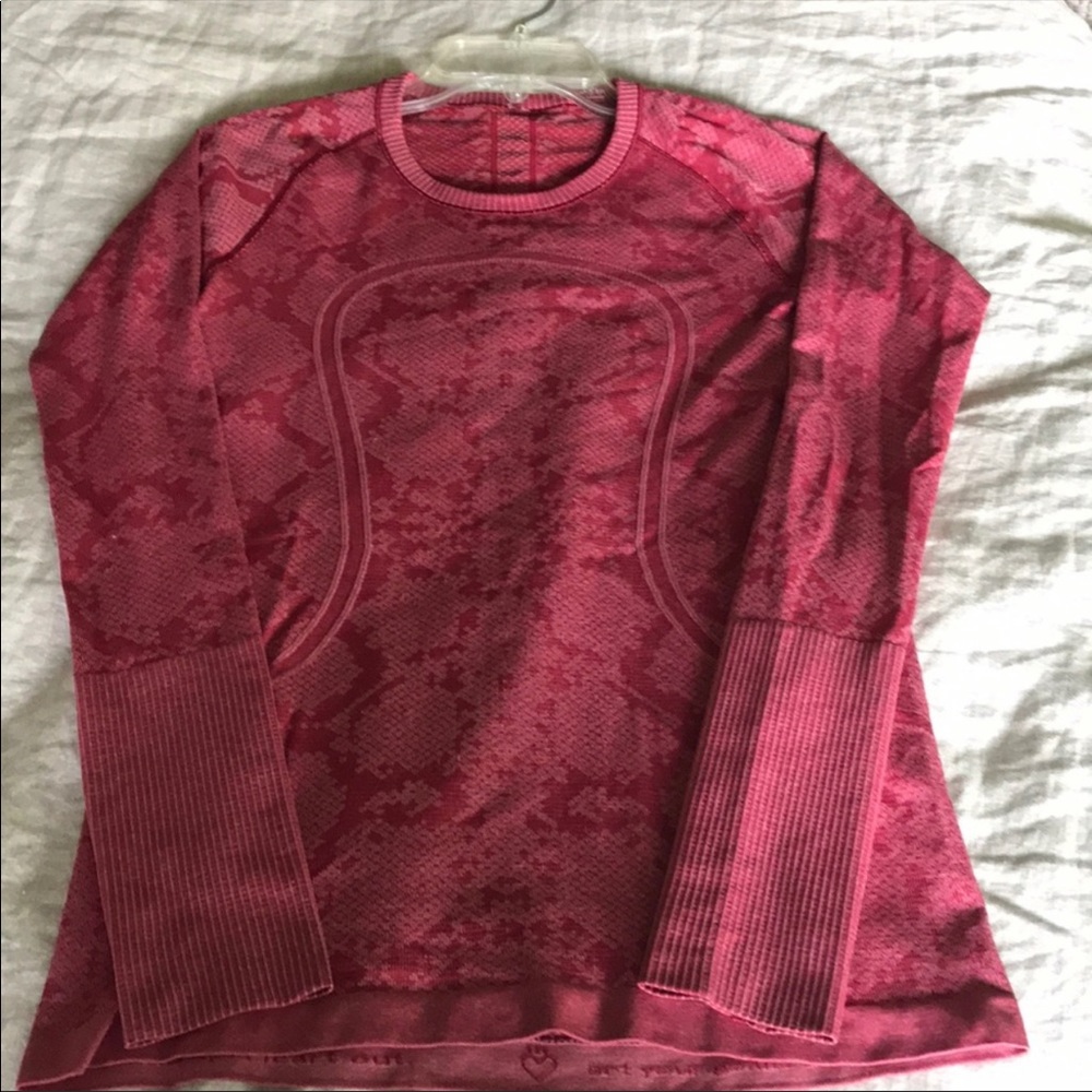 Lululemon Swiftly Tech LS size 8